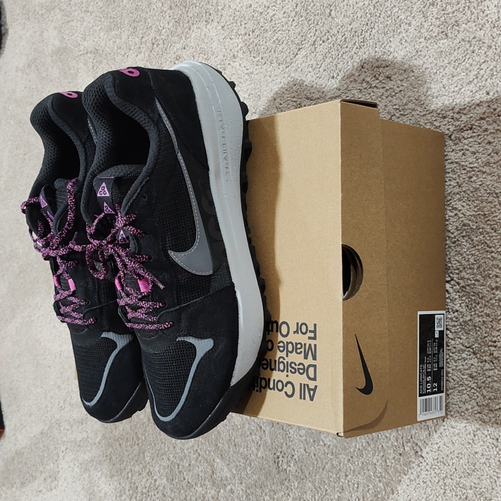 Nike ACG locate 10.5